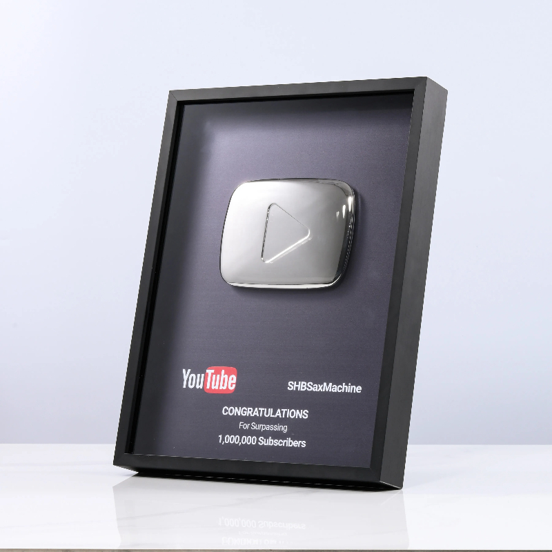 Logo YouTube i Bilibili, przyc – Esports Gaming Trophy recenzja i cena