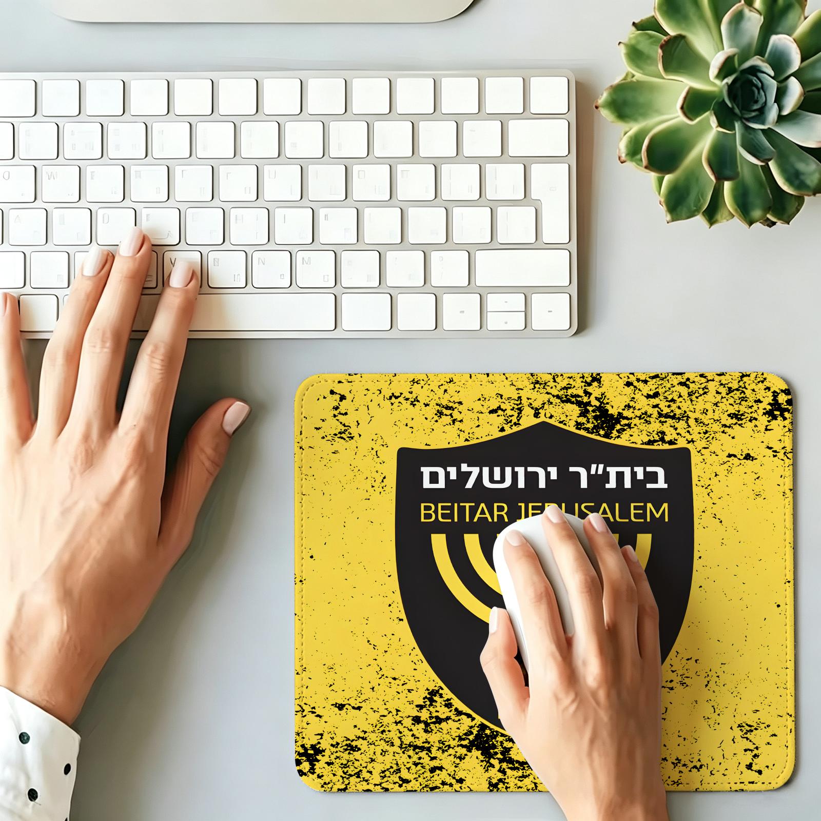 Kompaktowa mata do gier z wzmo – Esports Gaming Laptop recenzja i cena